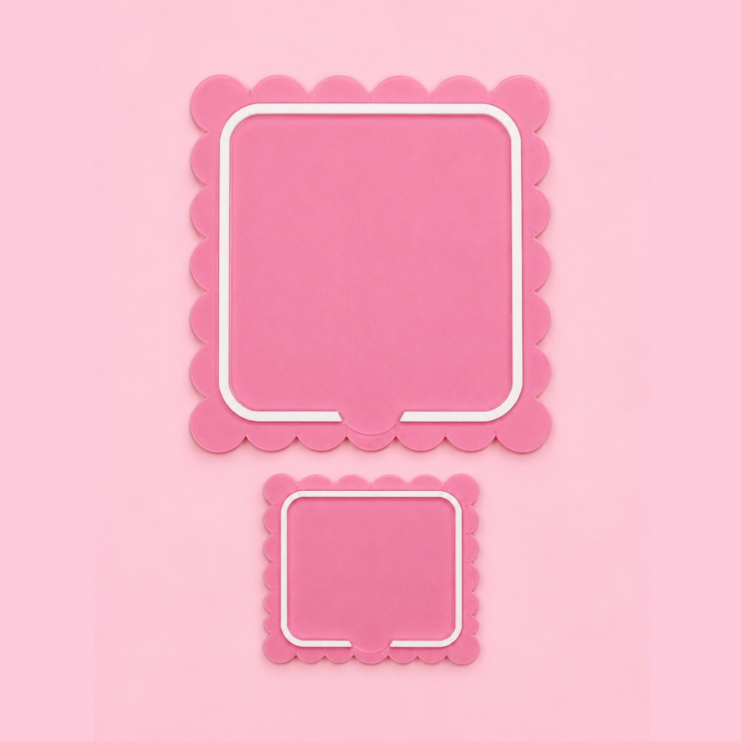 Scalloped Sticky Note Holder